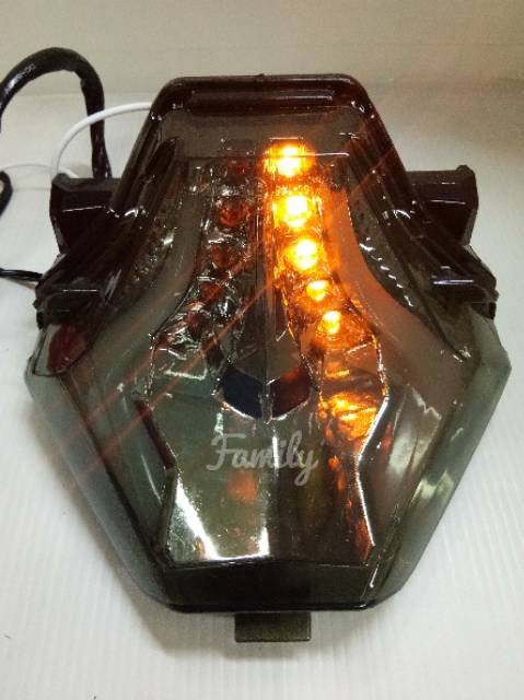 Lampu Stop LED Sen 3in1 R25/ Stoplamp LED 3in1 YZR R25, R3, MX KING, MT25