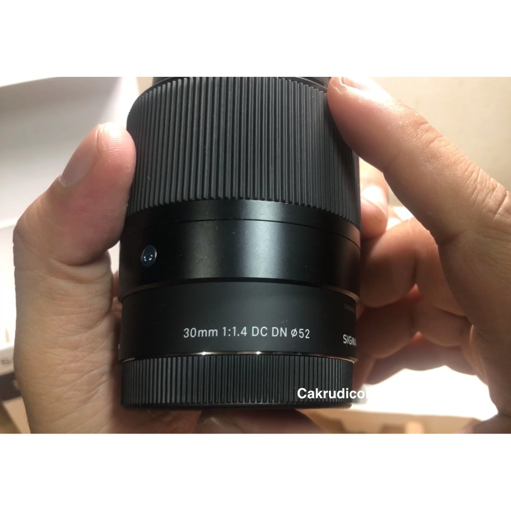 Lensa Sigma 30mm f1.4 For Sony E-mount Bekas