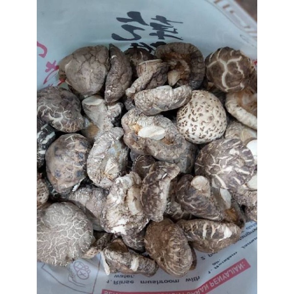 Jamur Shitake Kering / Dried Mushroom / Hiongku 100gr