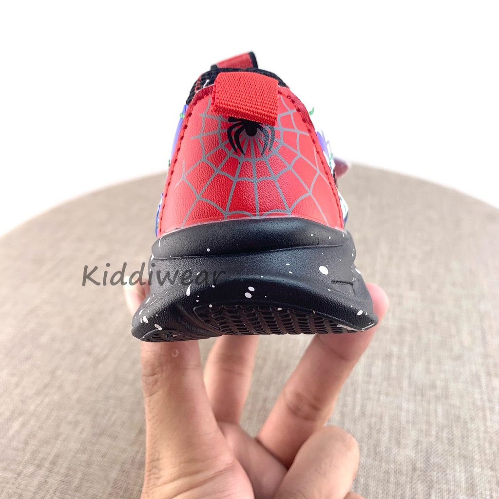 (Kiddiwear) Sepatu led anak MBK94