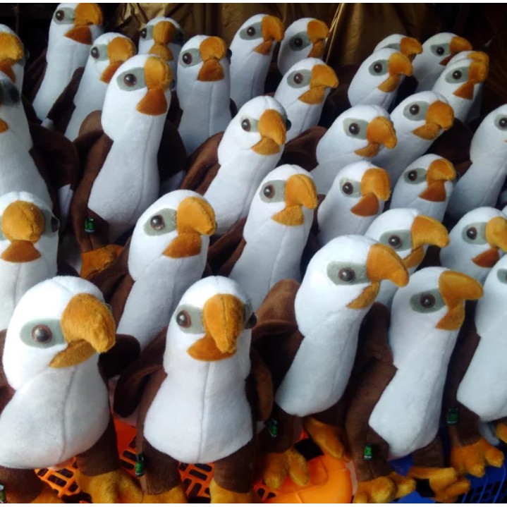 Boneka Burung Elang