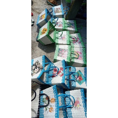 tas anyamn  / tas hajatan / parcel lebaran free nama