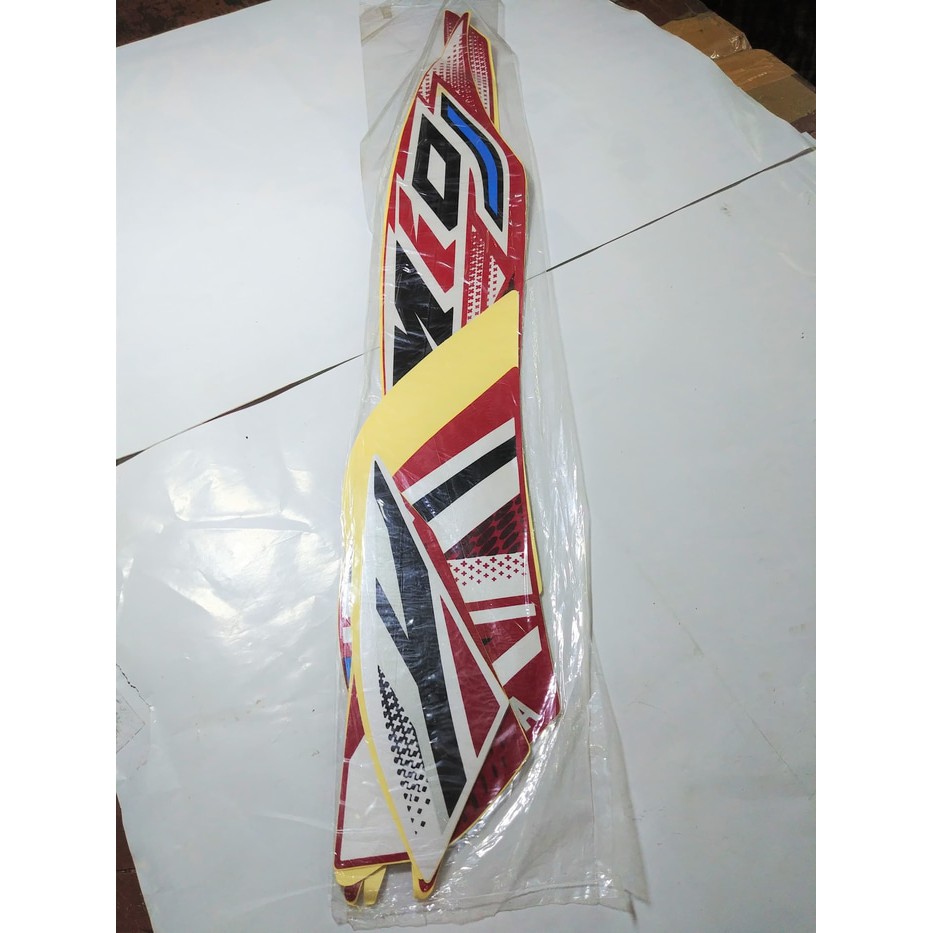 Striker Motor Bodi /  Stiker Body & Lis Bodi & Striping Mio J 2012 Merah