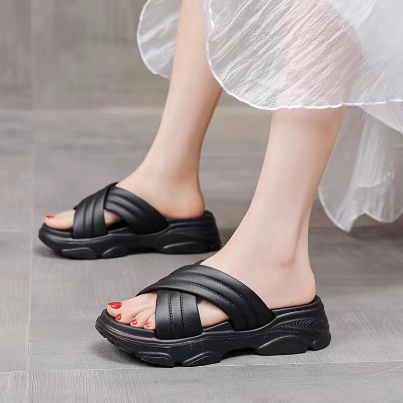 Sandal Wanita Wedges Silang Tinggi 5cm Size 36 - 40 Casual Sendal Cewek Platform 37 38 39 untuk Jalan Pergi Santai Slop Warna Black Hitam Rumahan Selop Rumah Premium Original Sara Sara Kekinian Terbaru Shoes ORI Mall Official StoreS