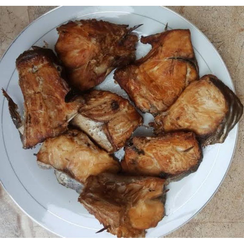 

ikan asap pari potong berkualitas - isi 1 Pcs