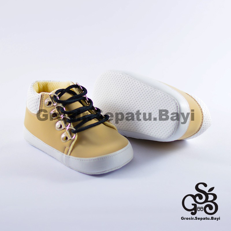 sepatu bayi baby shoes prewalker laki laki umur 2 sampai 14 bulan model edgy tali warna krem