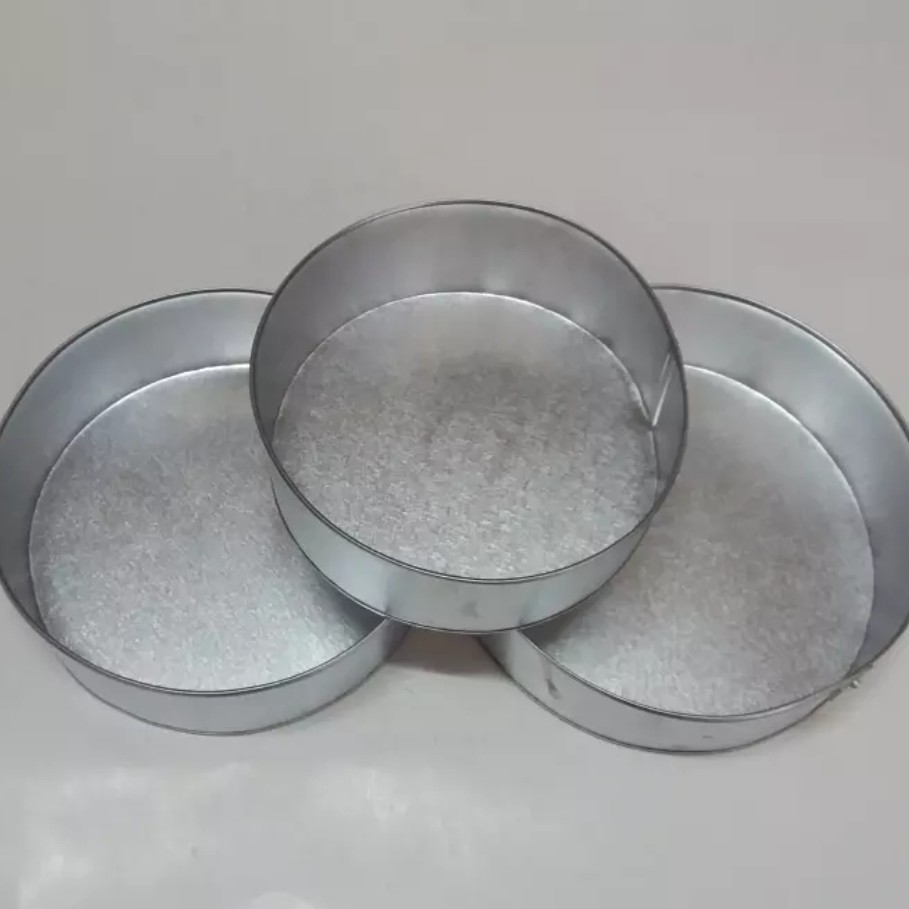 Loyang Kue Bolu  / Bulat Aluminium / Loyang Kue Murah/Lubang