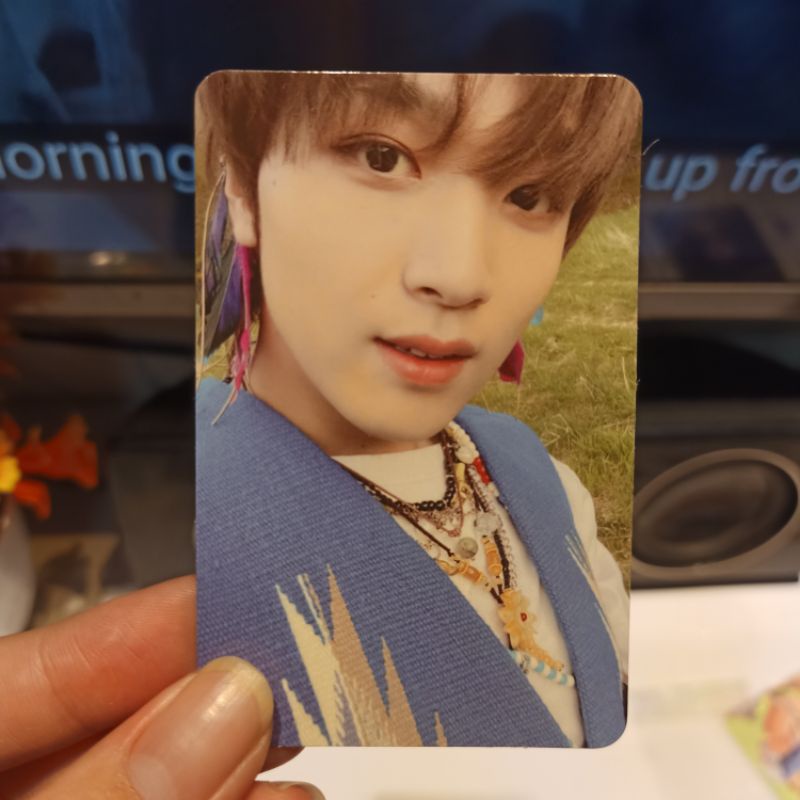 wtt pc haechan future ver to jeno future ver want to trade nct dream hello future haechan future ver