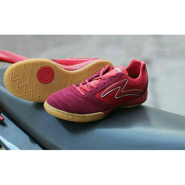 Sepatu Specs Metasala Rival Red
