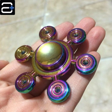 Metal Fidget Spinner CROP CIRCLE Rainbow Fidget Spinner Metallic 6 Head Spinner