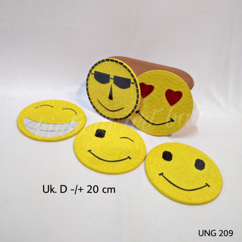 hiasan dinding kaca mozaik hiasan gantungan kaca mozaik cantik pajangan dinding unik lucu dekorasi r