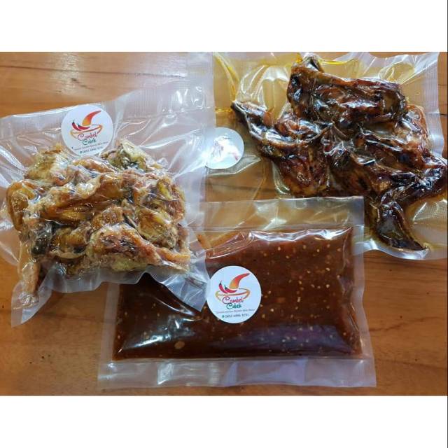 

Oleh-oleh Lubuk Linggau: Ayam/Bebek Bumbu Bowling dan Kalawi