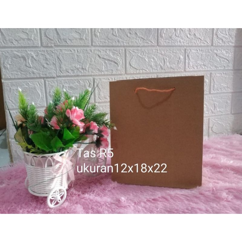

paperbag r5 23x18x14