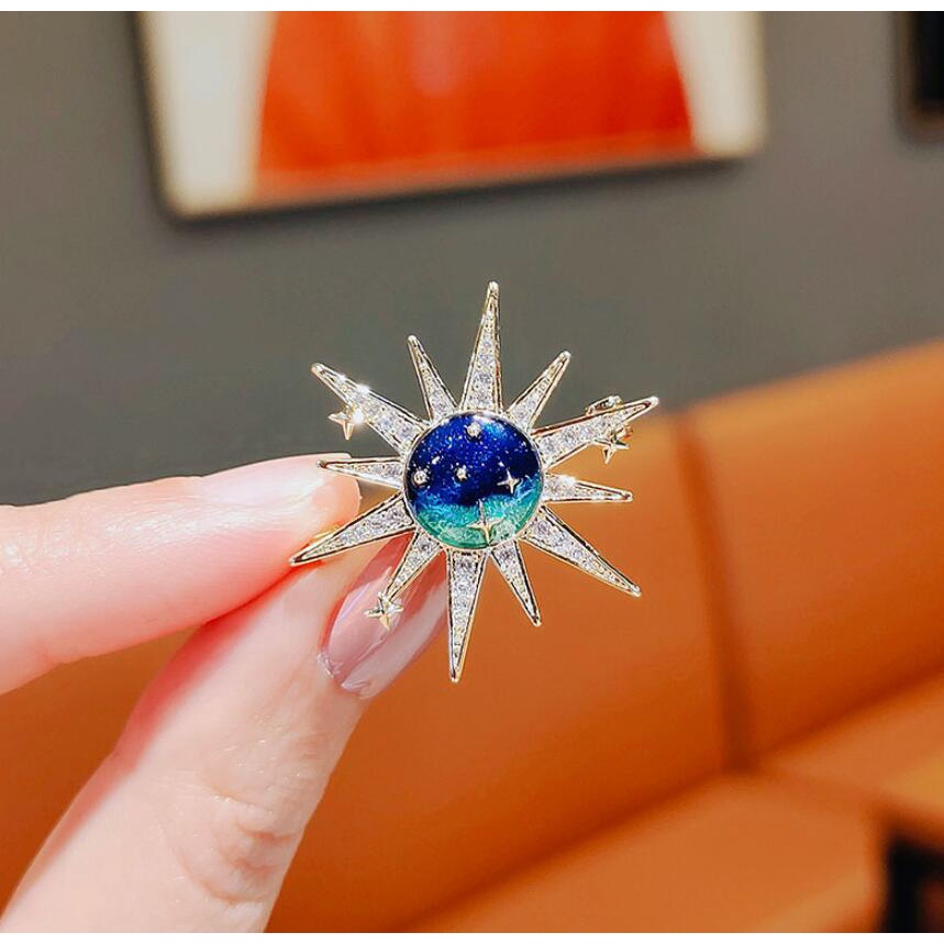 Pin Bros Kerah Anti Silau Desain Matahari Dewa Langit Berbintang Untuk Aksesoris Pakaian Kardigan Wanita