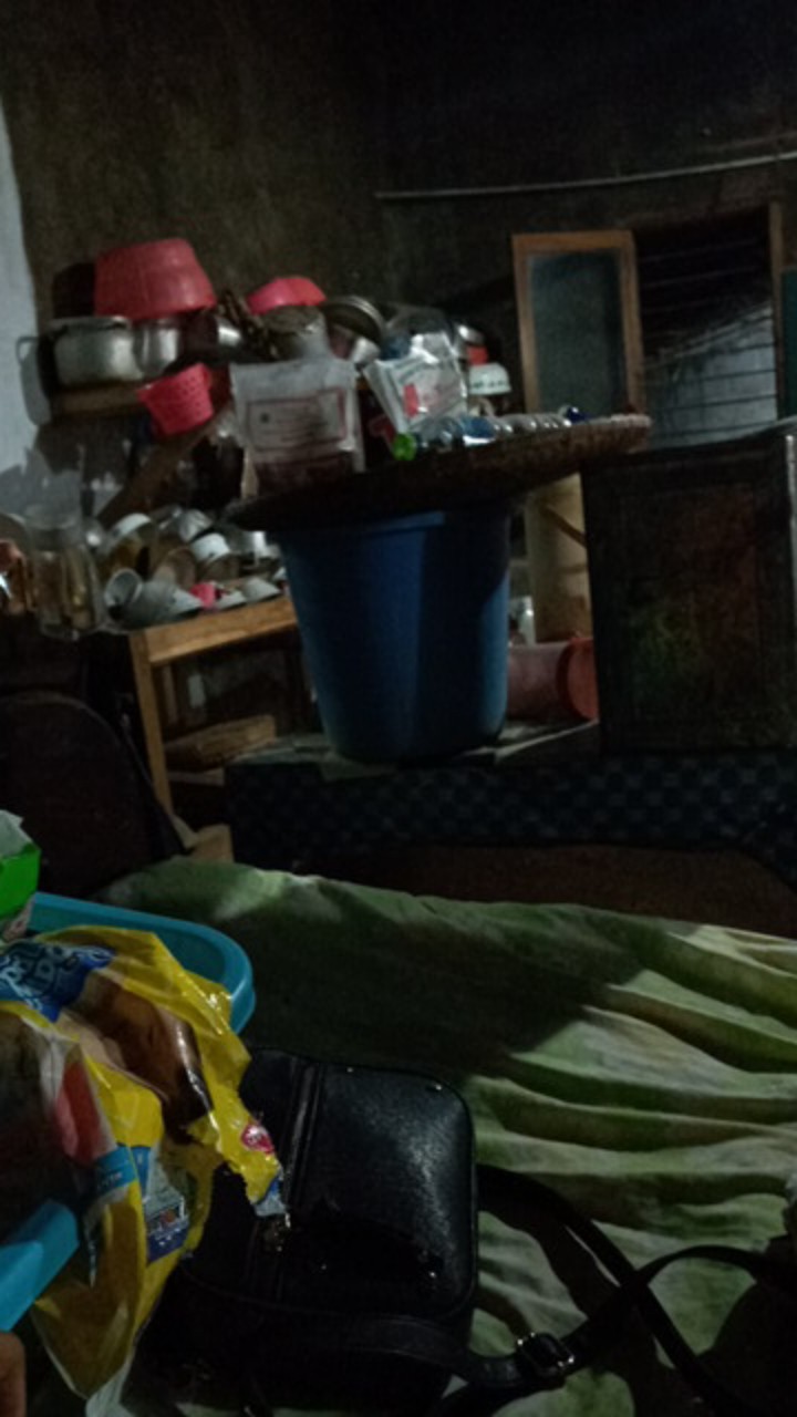 Hak Angin Kait Jendela Polos Ukir 5 Mm K. Tekuk Uk. 8 Stamco