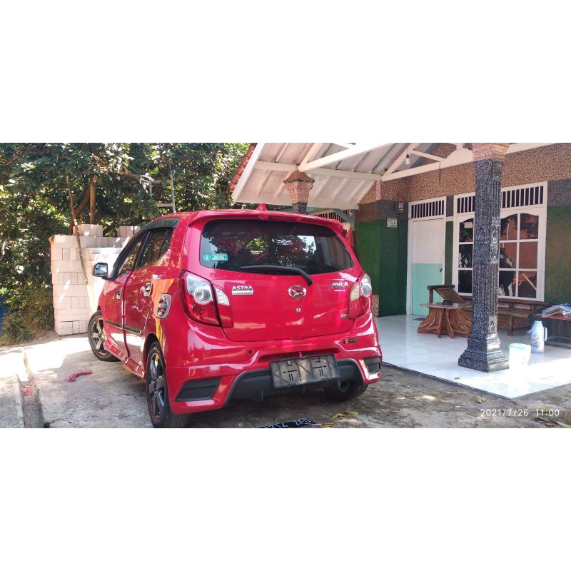 bodykit Ayla belakang model yaris
