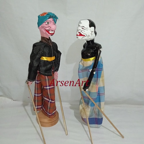 Wayang Golek Kayu Semar, Gareng, Petruk dan Cepot Ukuran Sedang (35 Cm) Kepala Bisa mengangguk dan Menoleh Kekiri Kekanan 2 Pcs Lebih Murah Tingal Pilih Mana Saja