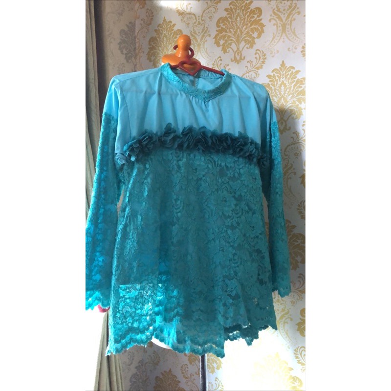 Preloved kebaya modern