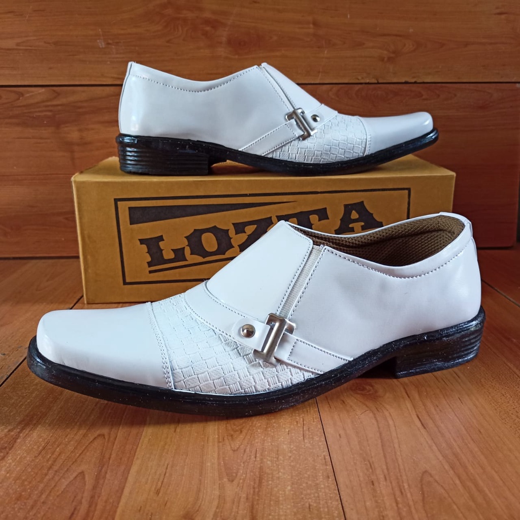 Sepatu Pantofel Fantofel Pria Dewasa untuk Kerja Kantoran Bahan Synthetic Leather / Sepatu Laki-Laki Resmi Formal Warna Putih Murah Elegan