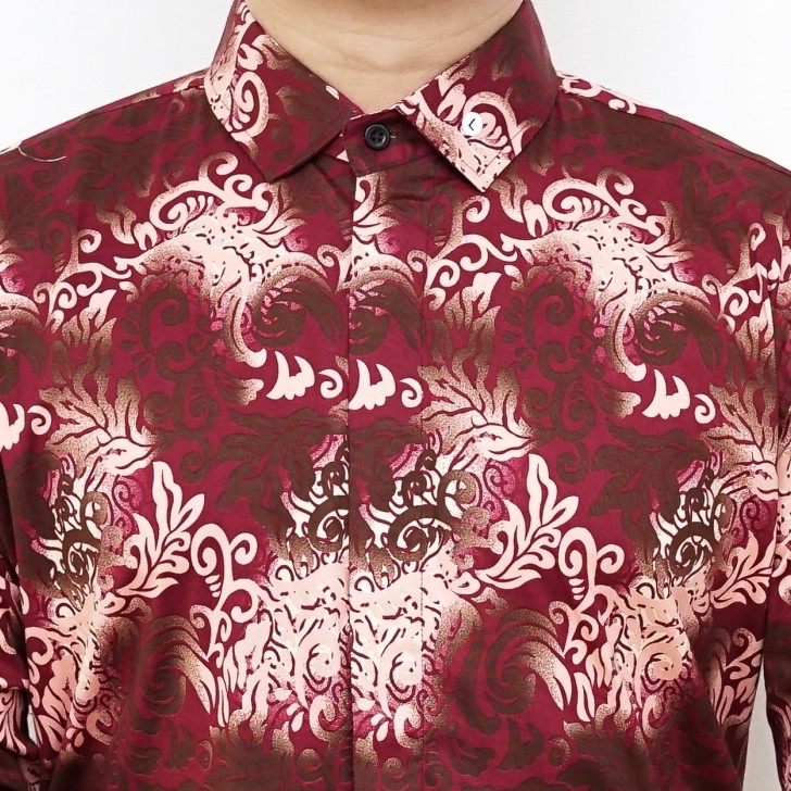 SANVANINA Kemeja Batik Pria Slim Fit ASTRA RED E-1334