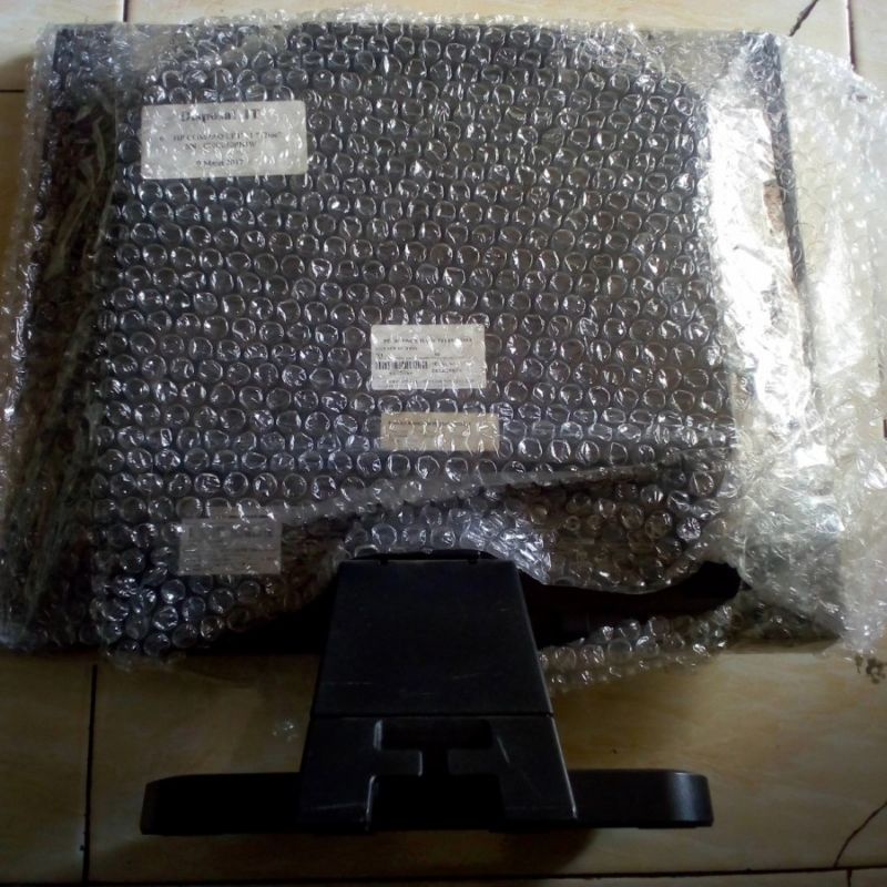 lcd monitor 17 inch Compaq Le 1711