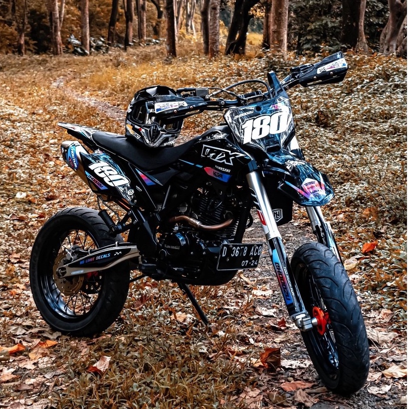 DECAL KLX DTRAKER, KLX BF FULLBODY HITAM BIRU DESAIN SIMPEL