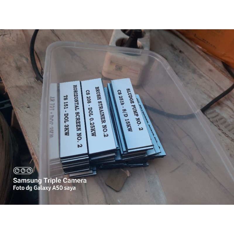 

Nameplate,Nametag,label mesin bahan gravofly 1.5mm 300 percm