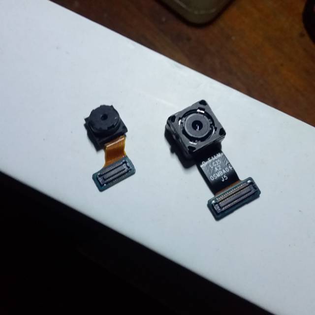 Kamera depan belakang j5 2015