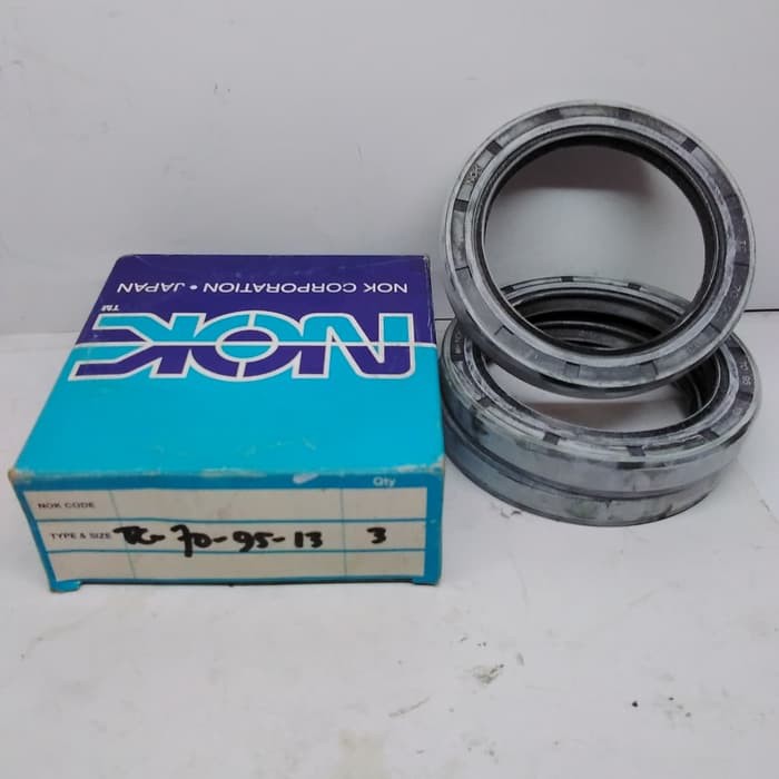 

OIL SEAL TC 70 95 13 NOK