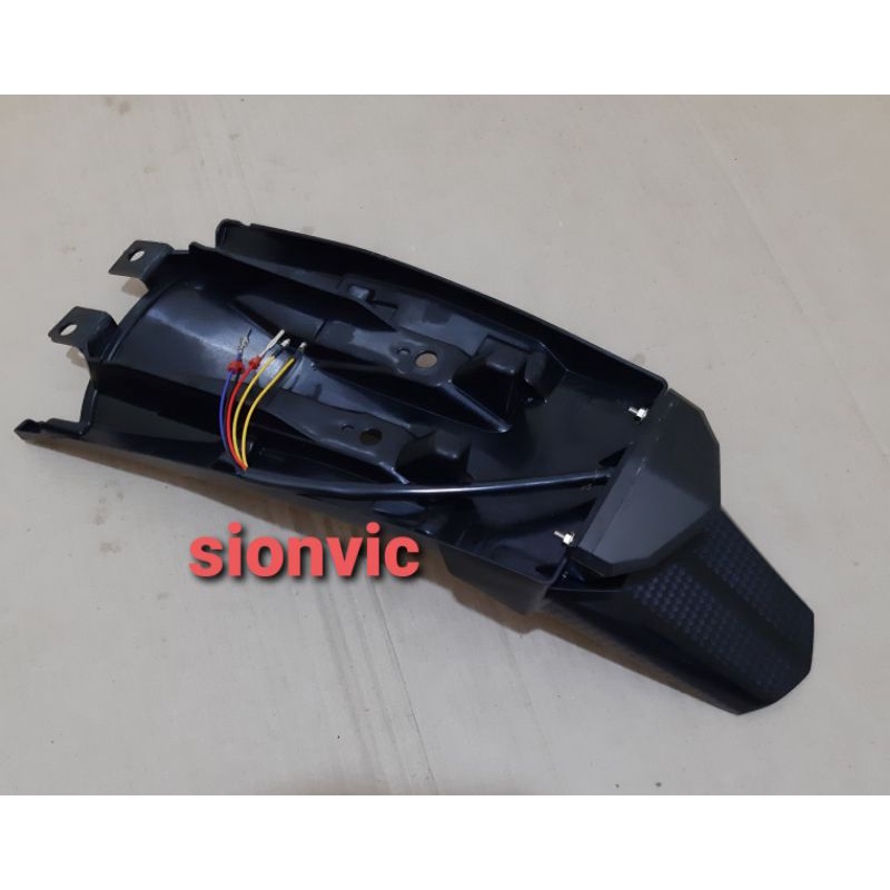 Spakbor Belakang Crf150L Plus Flaser Sen /Lampu Stop Belakang Crf