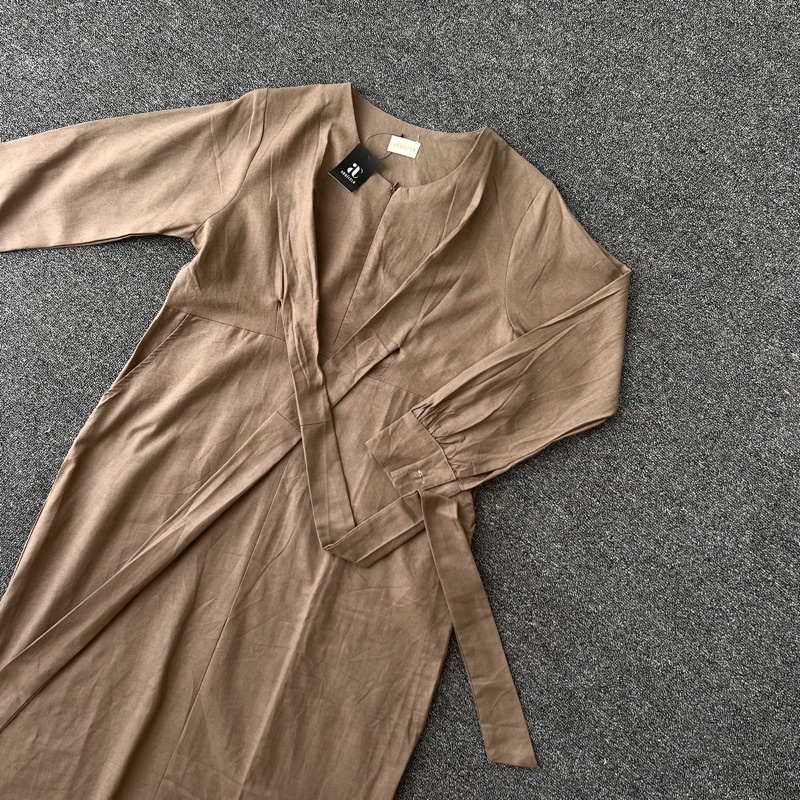 Arqelclo 예지 Yae-Ji Dress Arqelclo - Maxi Dress with Rope - READY STOCK-Cocoa Brown Busui