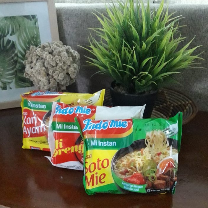 Indomie Mie Instan (Goreng/Soto/Kari Ayam/Ayam Bawang)