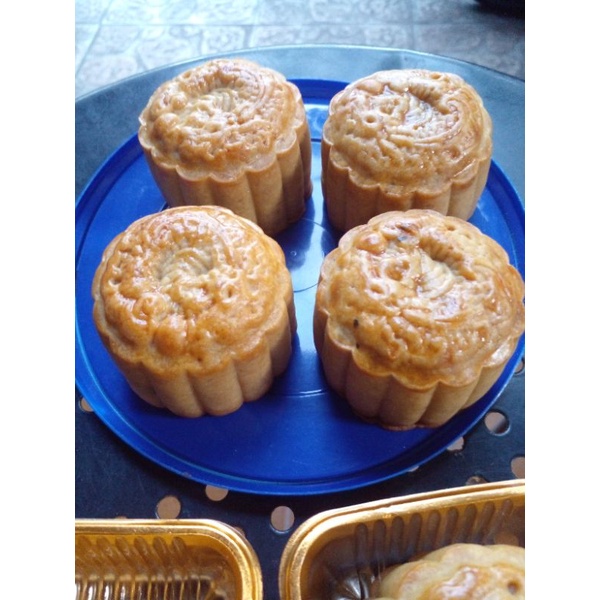 

Kue Bulan Dewata