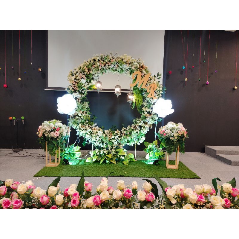 dekorasi backdrop lingkaran full flower (tanpa kursi)