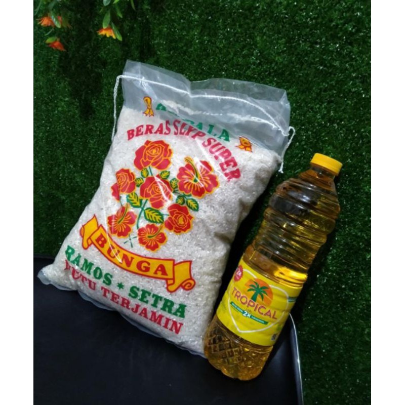 

paket beras + minyak goreng 1 Liter