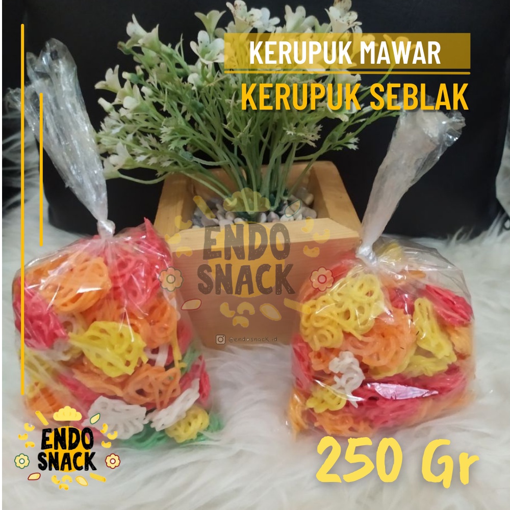 250gr Kerupuk mawar untuk seblak, digoreng