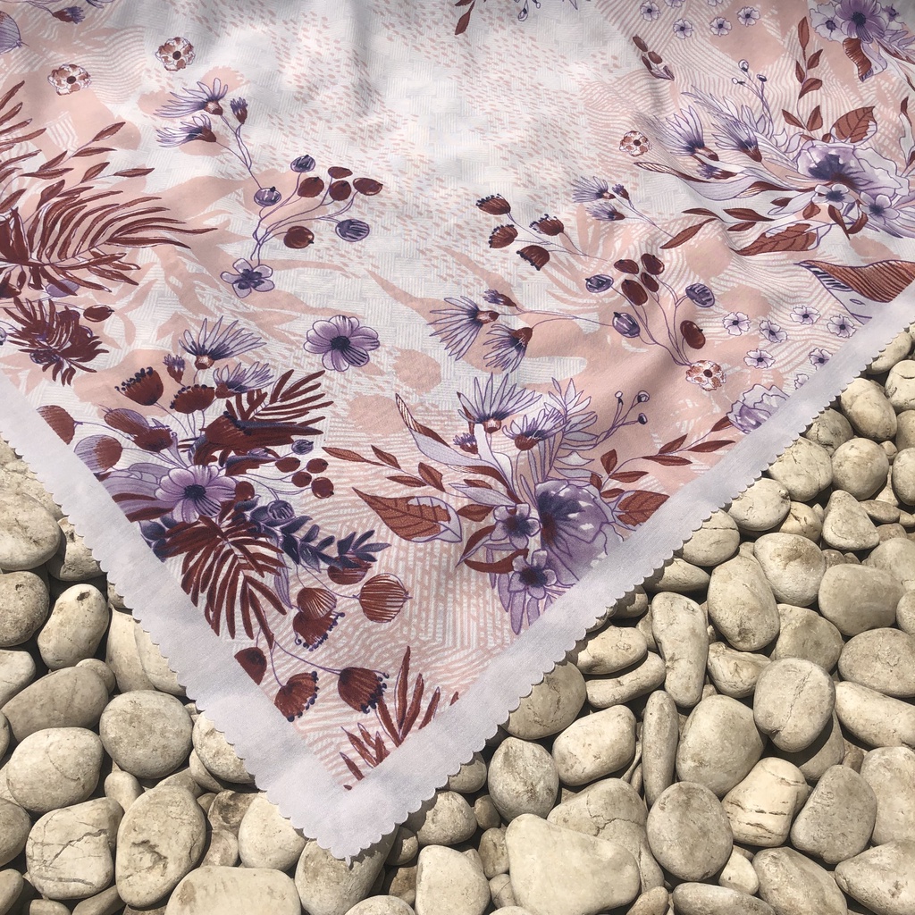 JILBAB MOTIF HIJAB SEGIEMPAT VOAL MOTIF PREMIUM JILBAB PRINT LASERCUT KERUDUNG SEGIEMPAT MOTIF MURAH-Badra Lilac