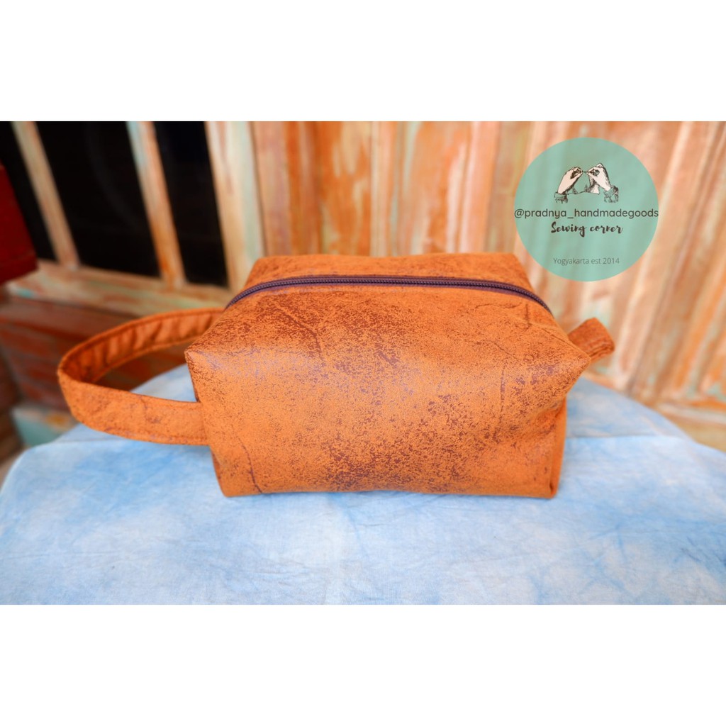 Pouch Gembul/ Pouch Kulit Sintetis/ Boxy Pouch