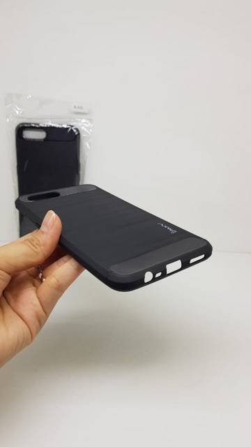 IPaky Carbon Oppo A3S 6.2 inchi Soft Case Oppo A3S Slim Fit Carbon ANTI MELAR TIDAK MENGUNING