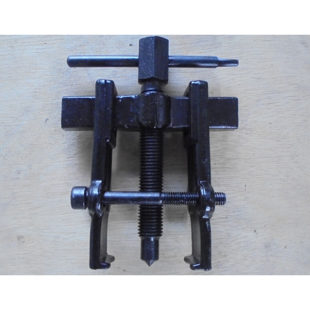 Treker Bearing Kecil AB1 DOZIRO