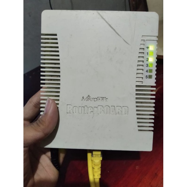 Dijual Mikrotik RB751ui-2HnD all port Normal dan adaptor 12v 1A BB 0,0%