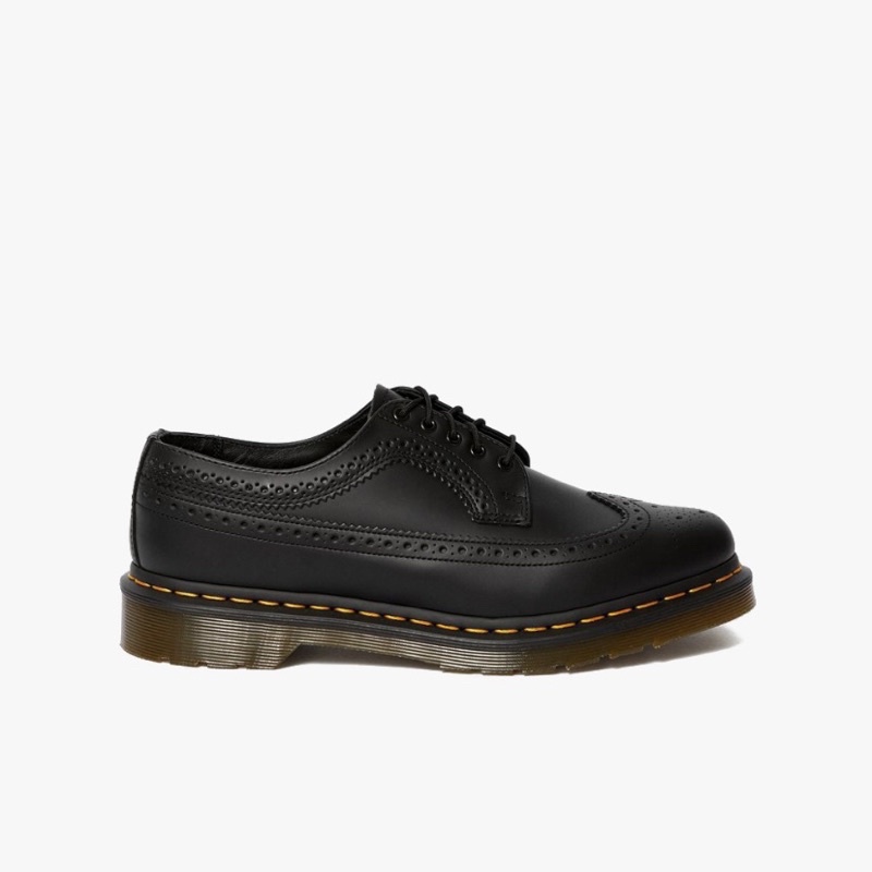 Dr Martens 3989 Smooth Brogue