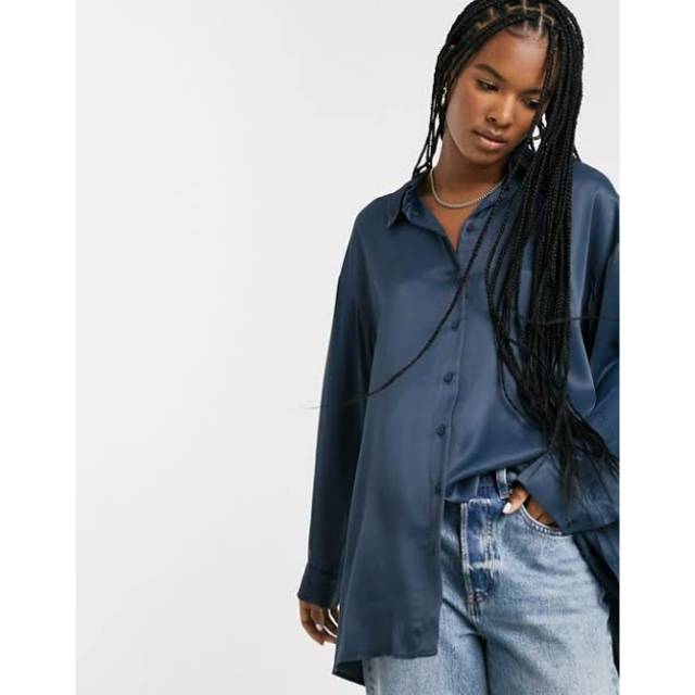 WEEKDAY OVERSIZED SATIN SHIRT