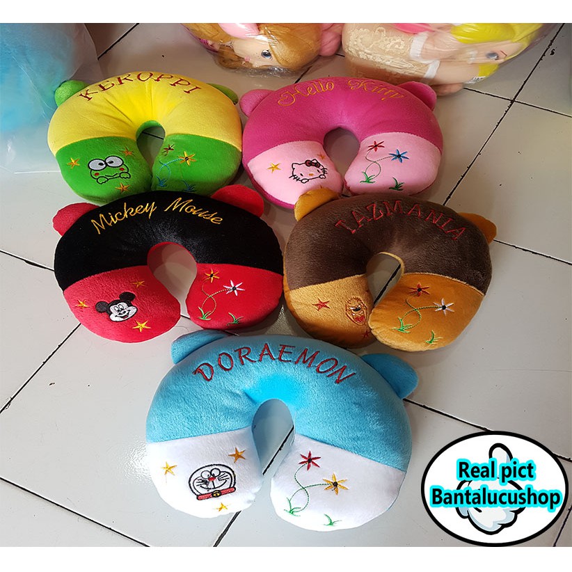 bantal leher karakter model telinga