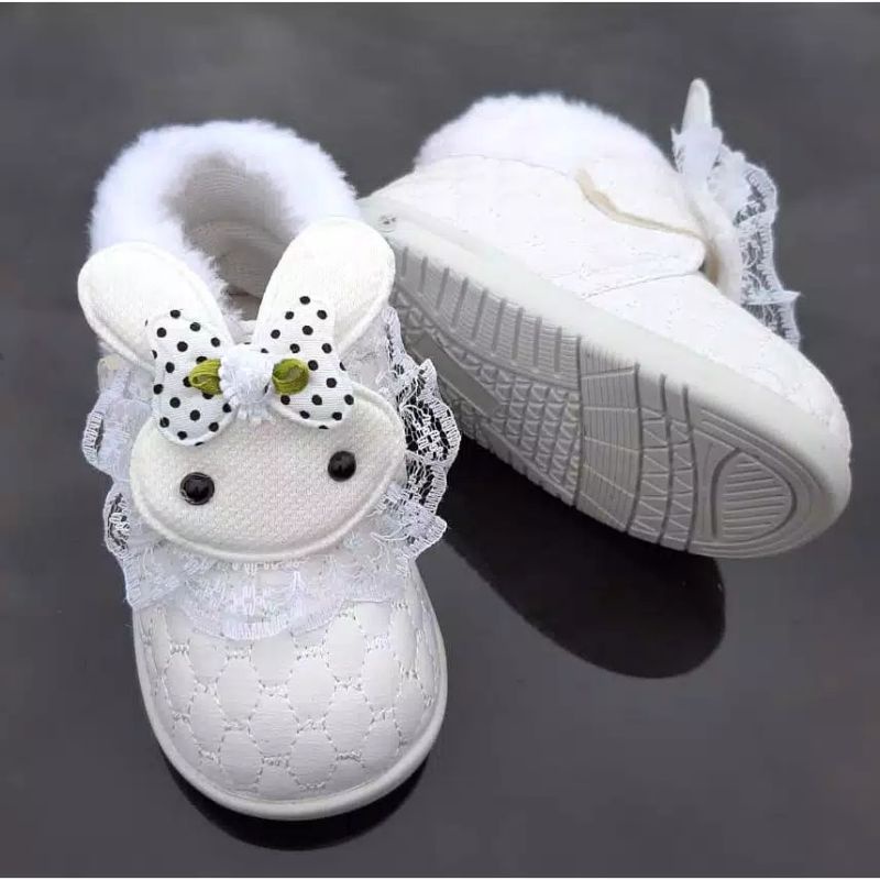 sepatu Pesta Anak Perempuan Bunyi Cit-Cit Motif Boneka Kelinci