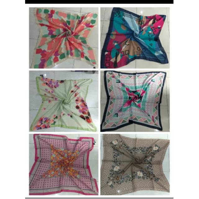 Hijab Zoya segi empat