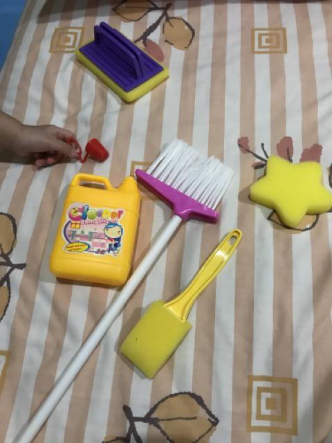 Mainan Alat Bersih Bersih Little Helper Sapu Pel Cleaning Set