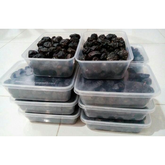 

Kurma Ajwa Asli Madinah / Kurma Nabi 500gr