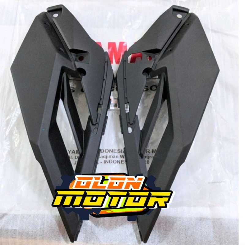 COVER X-RIDE 115 SAMBUNGAN BODY BAWAH JOK ATAS FOOTSTEP KANAN&KIRI X-RIDE 115 ORIGINAL