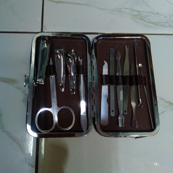 Alat Manicure Pedicure Nail Art Set - 12 PCS